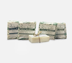 Pythio | Premiium Organic Extra Virgin Olive Oil Packaging