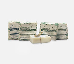 Pythio | Premiium Organic Extra Virgin Olive Oil Packaging